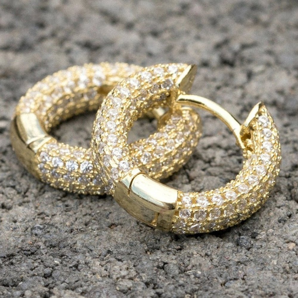 Gorgeous iced-out 14K Gold plated Small Round CZ Huggie Hoop Earrings - Picture 3 of 3